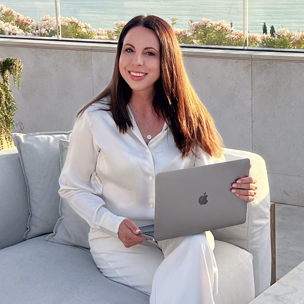 B2E93BAA-5213-4EDD-AD1E-34F61F7363C4